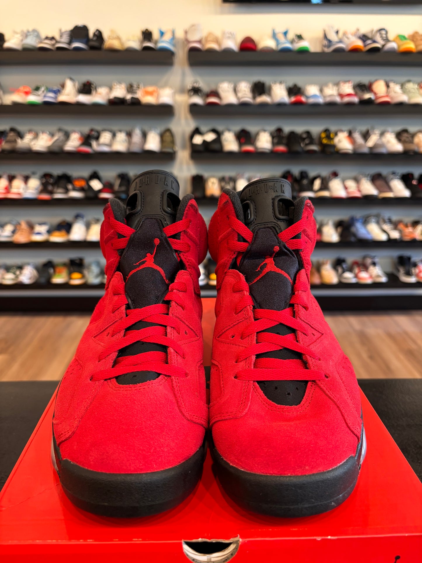 Jordan 6 Toro Bravo Size 9.5 Pre-Owned
