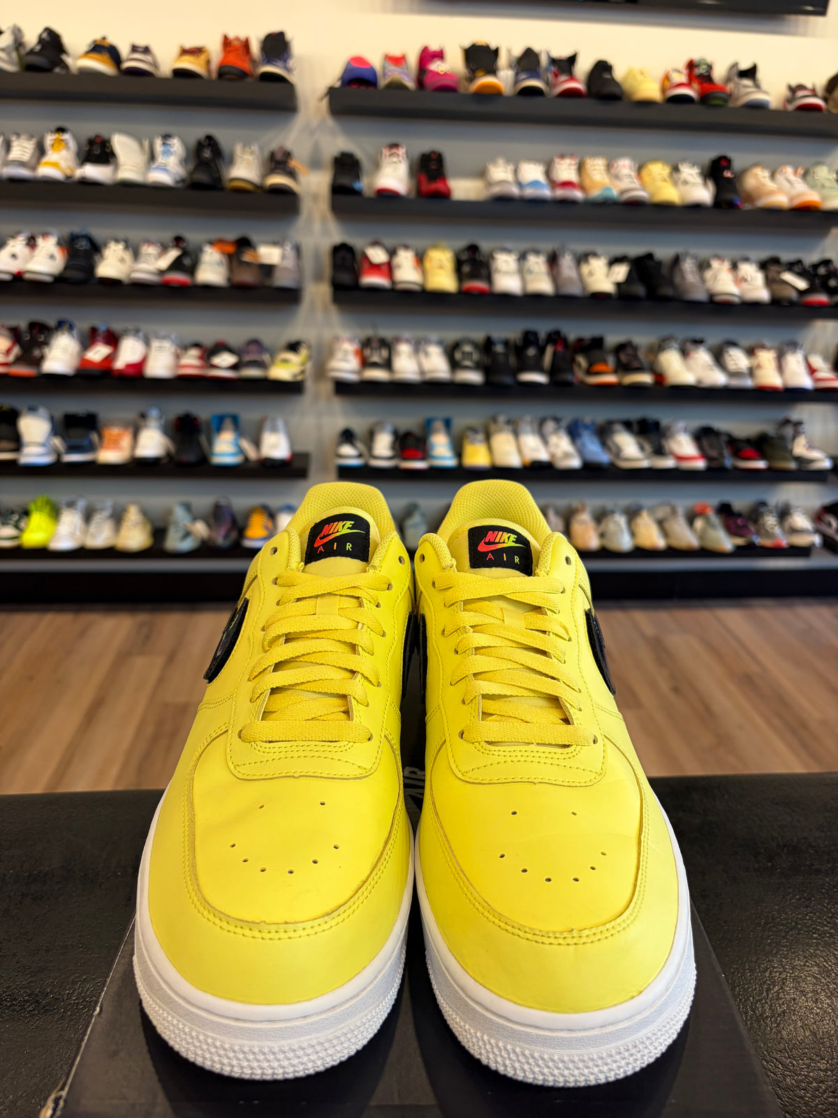 Nike Air Force 1 Low Yellow Pulse Size 13 Pre-Owned