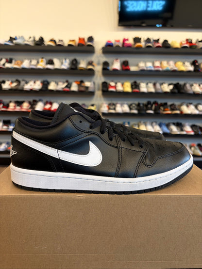 Jordan 1 Low Black White Size 9.5 (11W) Pre-Owned (No Box)