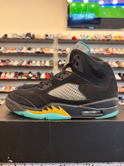 Jordan 5 Aqua Size 9 Pre-Owned