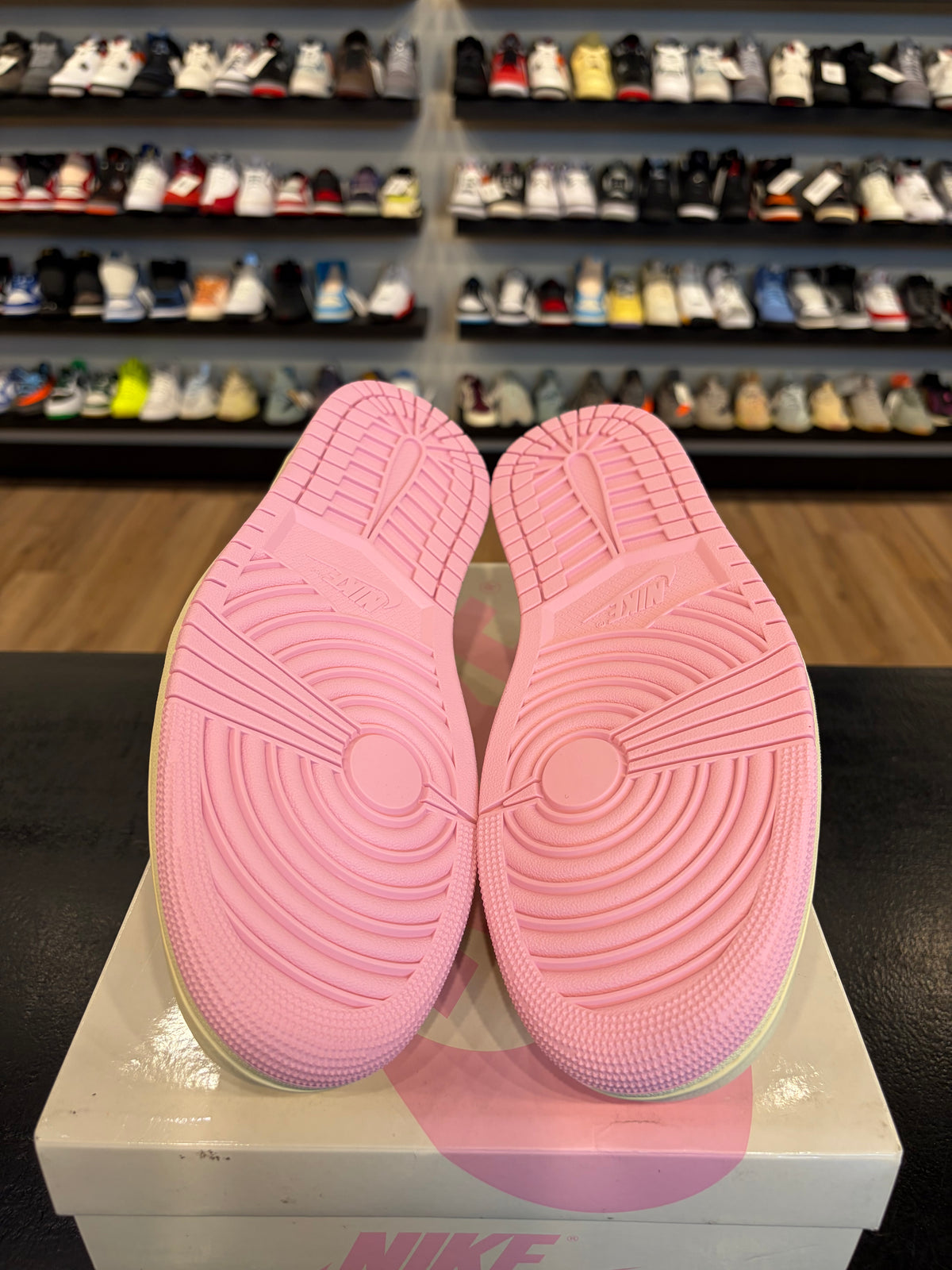 Jordan 1 Low Travis Scott Shy Pink Size 11 Brand New