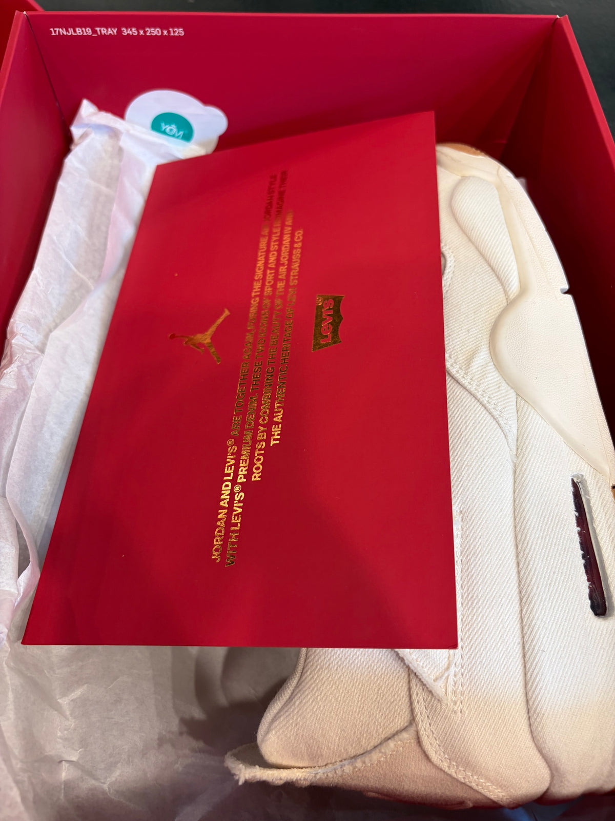 Jordan 4 Levi's White Size 11 Brand New