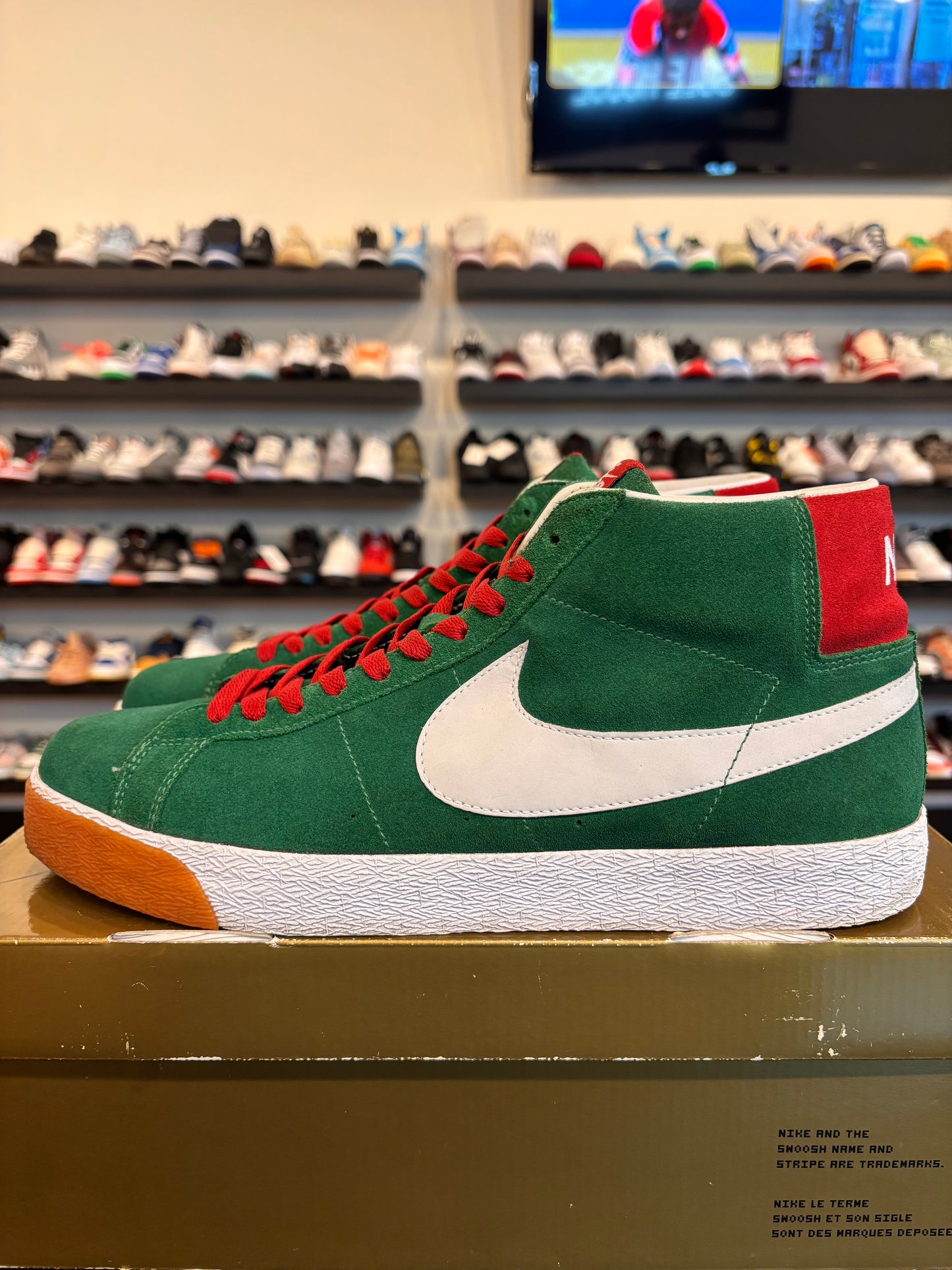 Nike SB Blazer Pine Green Size 12 Pre-Owned