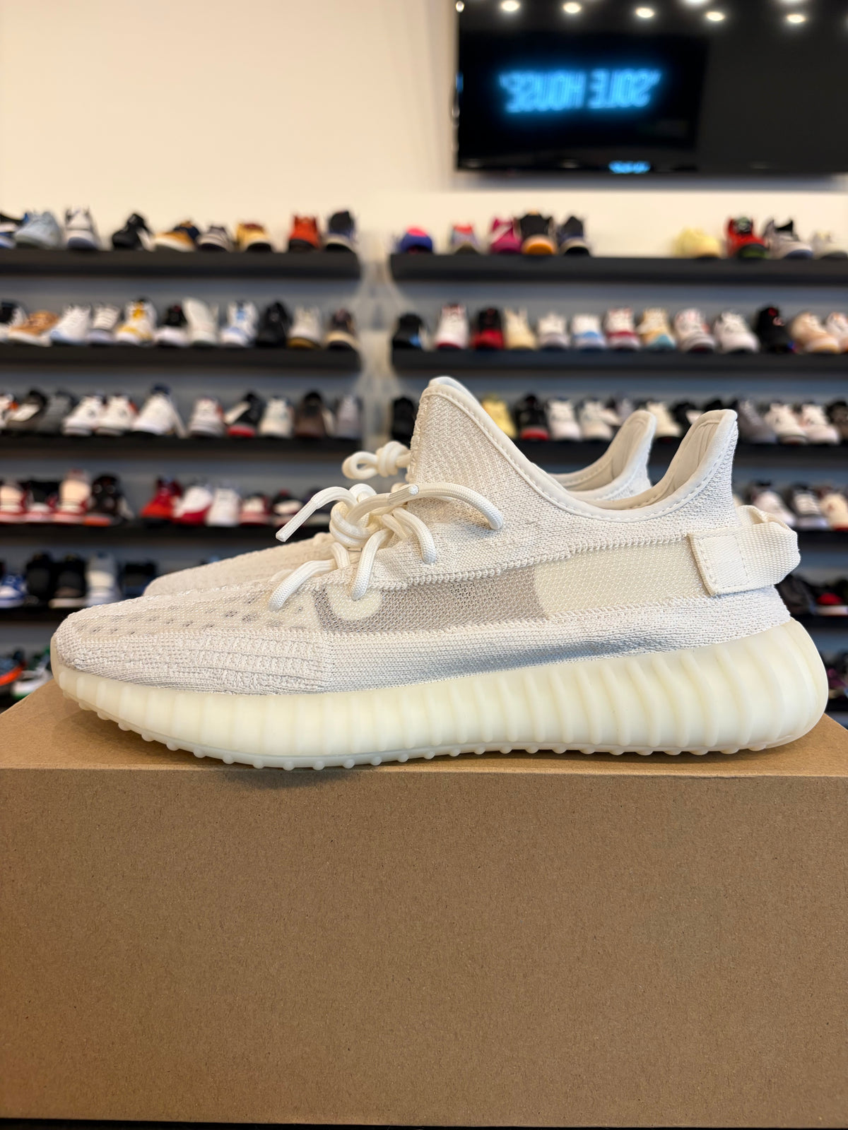 Yeezy 350 V2 Bone Size 10 Brand New