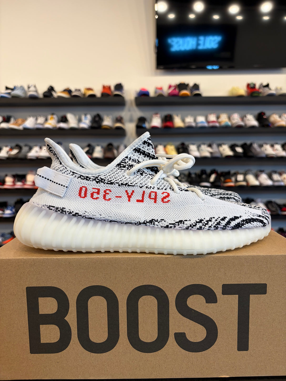 Yeezy 350 V2 Zebra Size 10 Brand New