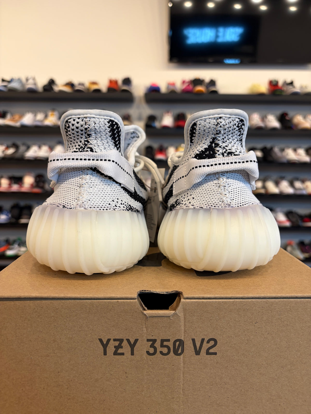 Yeezy 350 V2 Zebra Size 10 Brand New