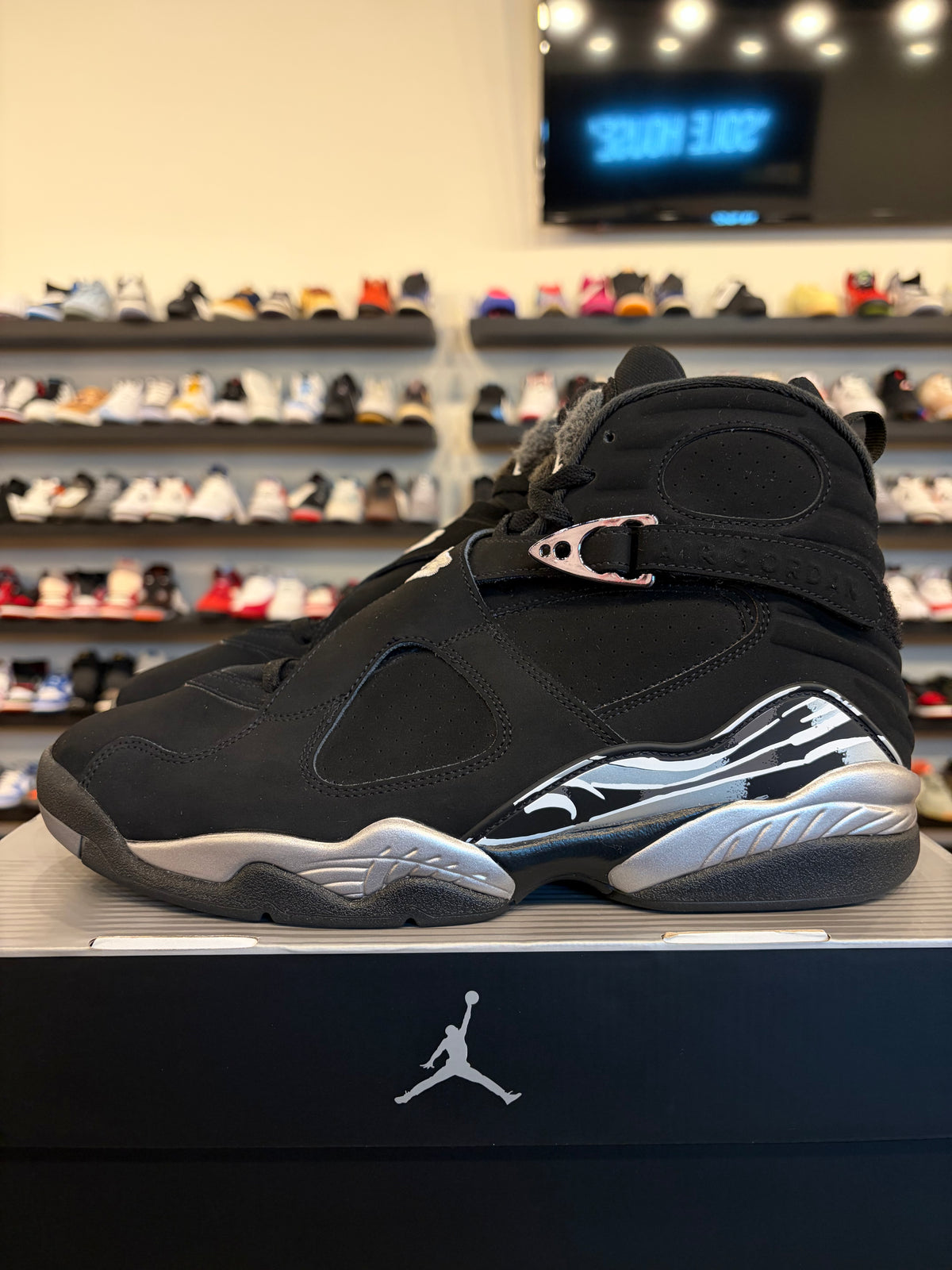 Jordan 8 Chrome 2026 Size 11.5 Pre-Owned