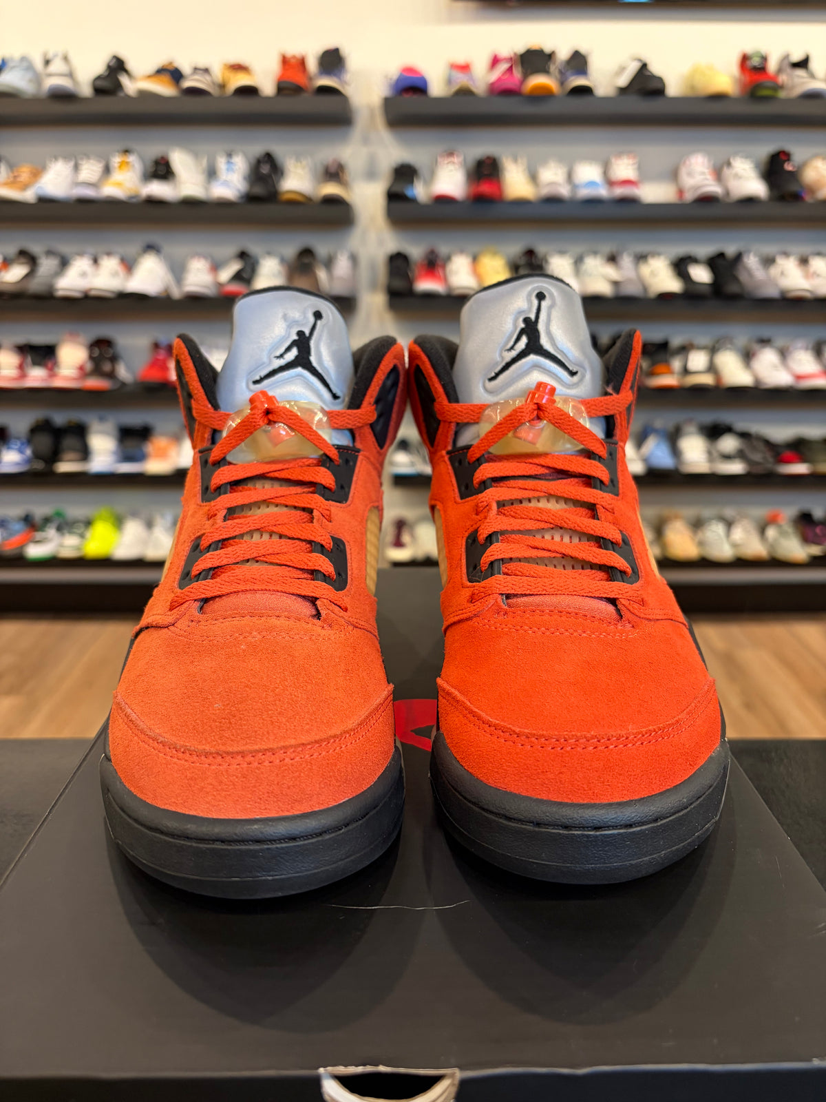 Jordan 5 Dunk On Mars Size 7.5 (9W) Pre-Owned