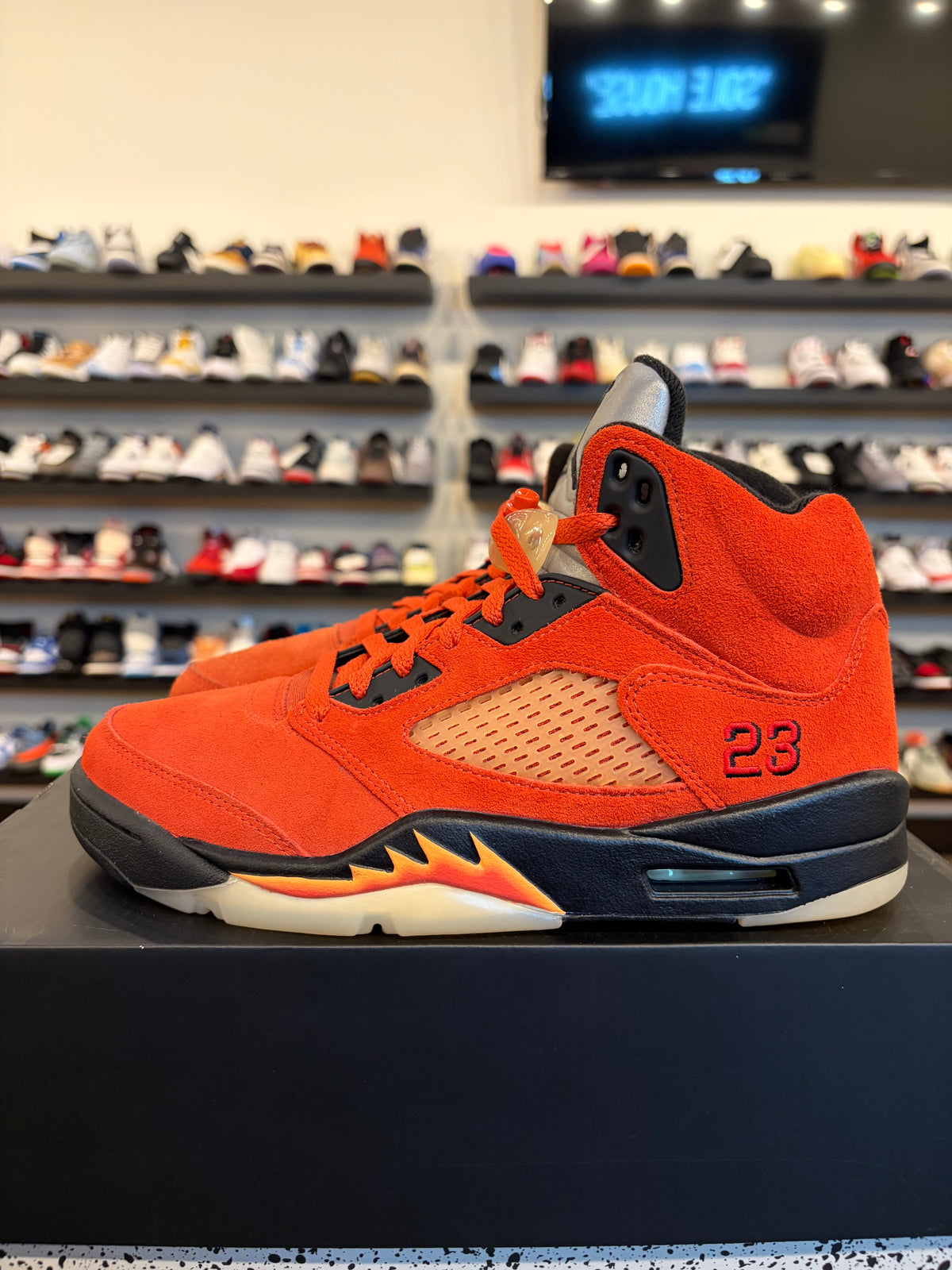 Jordan 5 Dunk On Mars Size 7.5 (9W) Pre-Owned