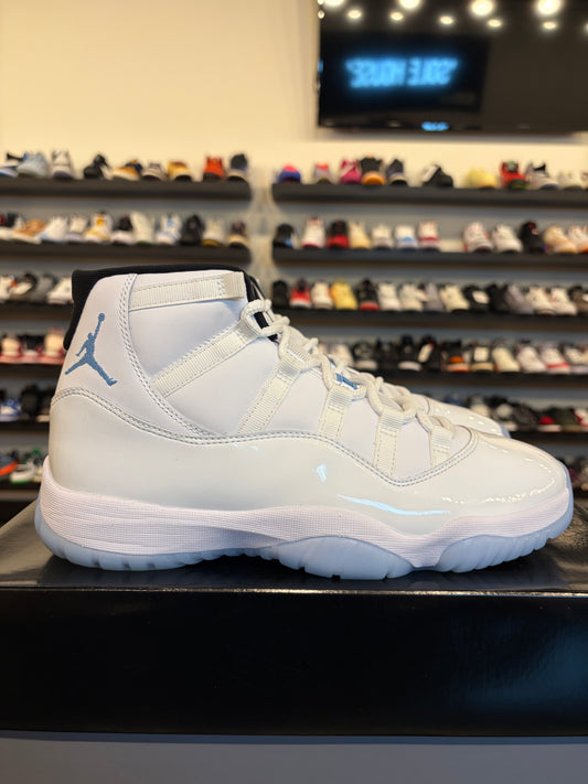 Jordan 11 Legend Blue 2024 Size 10 Pre-Owned