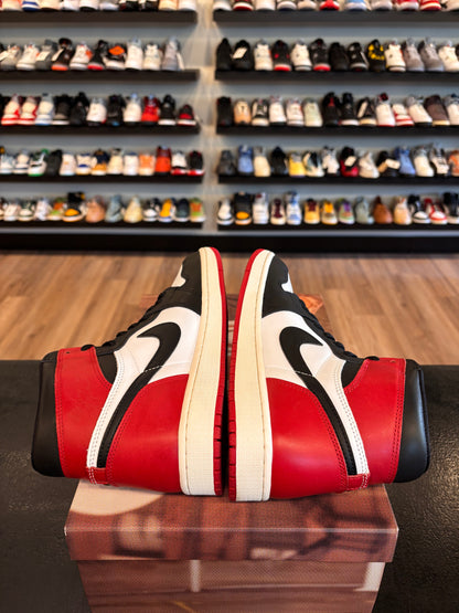 Jordan 1 Reimagined Black Toe Size 8.5 Pre-Owned