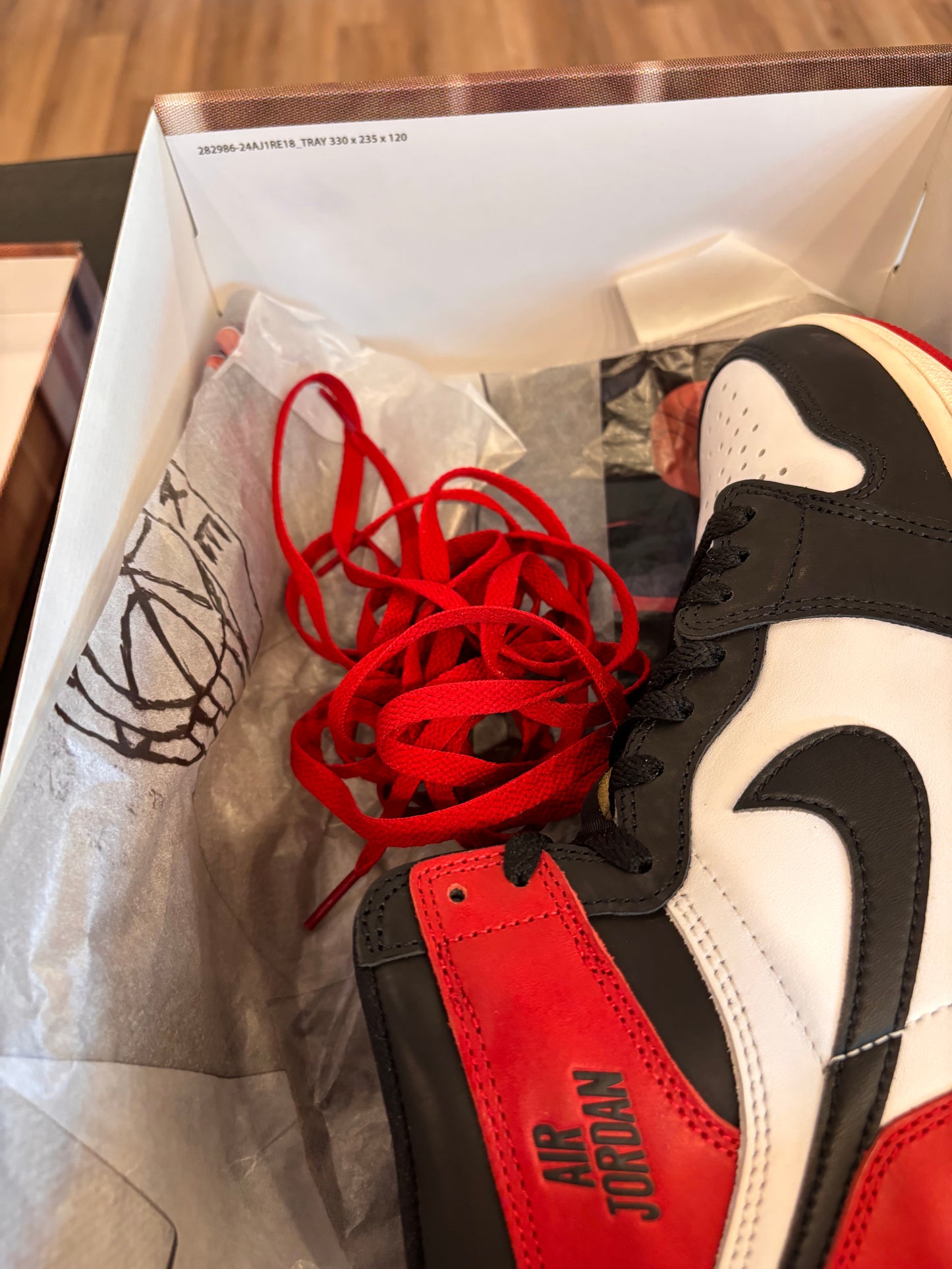 Jordan 1 Reimagined Black Toe Size 8.5 Pre-Owned