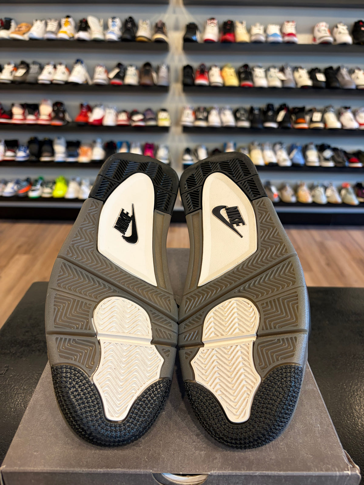 Jordan 4 Cave Stone Size 10.5 Pre-Owned