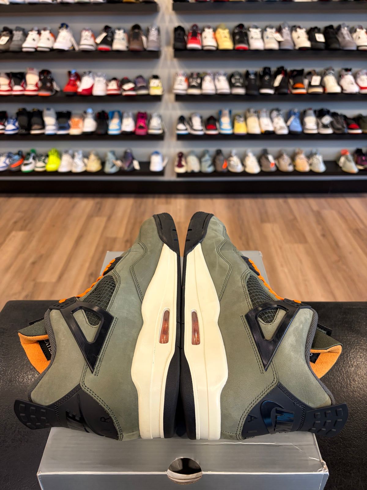 Jordan 4 Undefeated 2025 Size 13 Pre-Owned