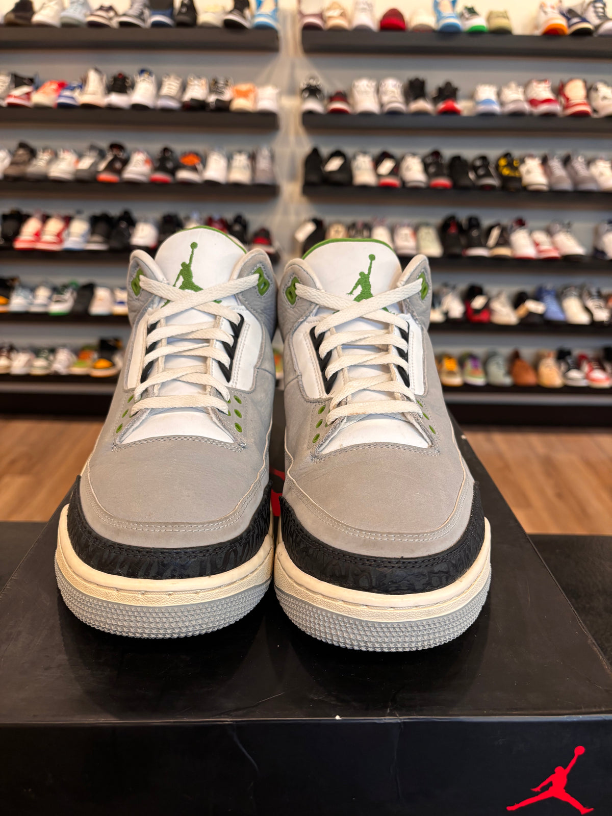 Jordan 3 Chlorophyll Size 12.5 Pre-Owned