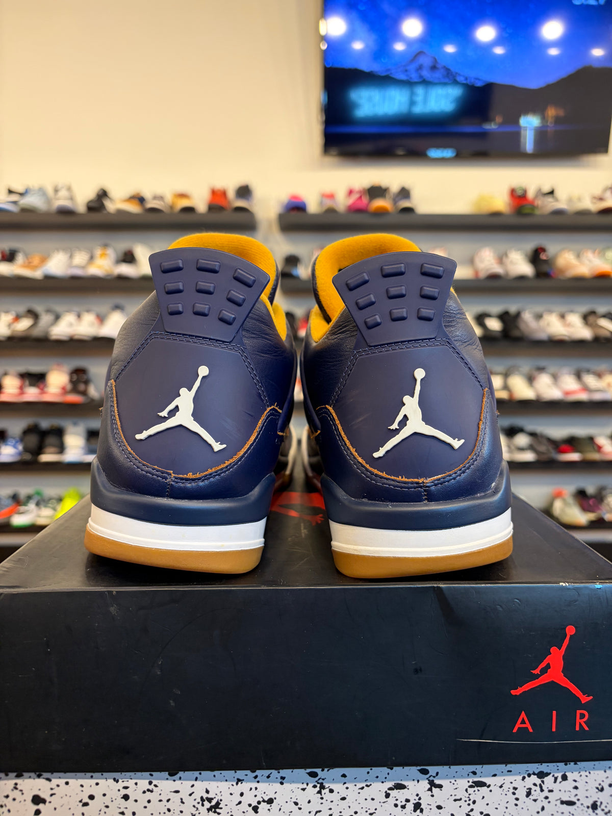 Jordan 4 Dunk From Above Size 13 Pre-Owned