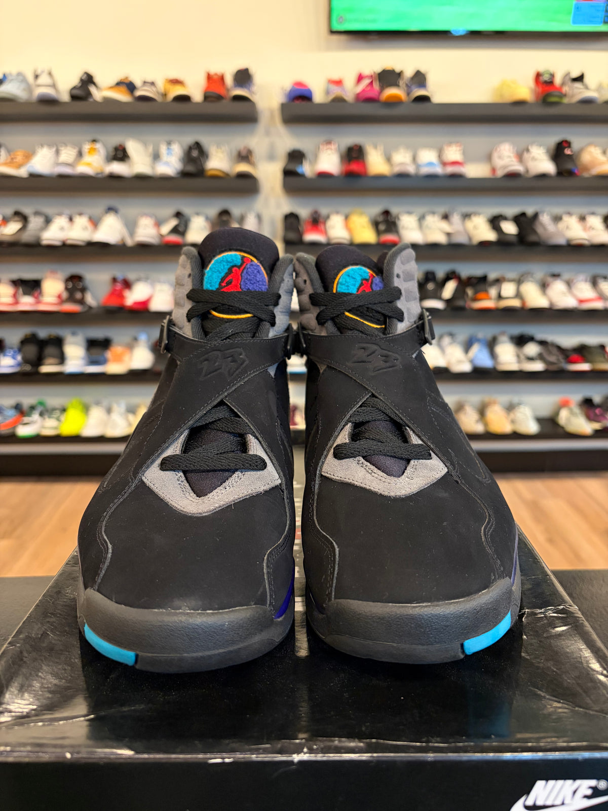 Jordan 8 Aqua 2025 Size 11 Pre-Owned