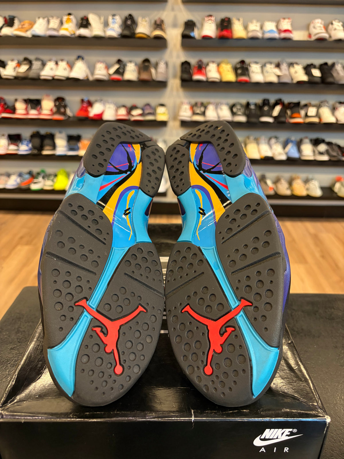 Jordan 8 Aqua 2025 Size 11 Pre-Owned