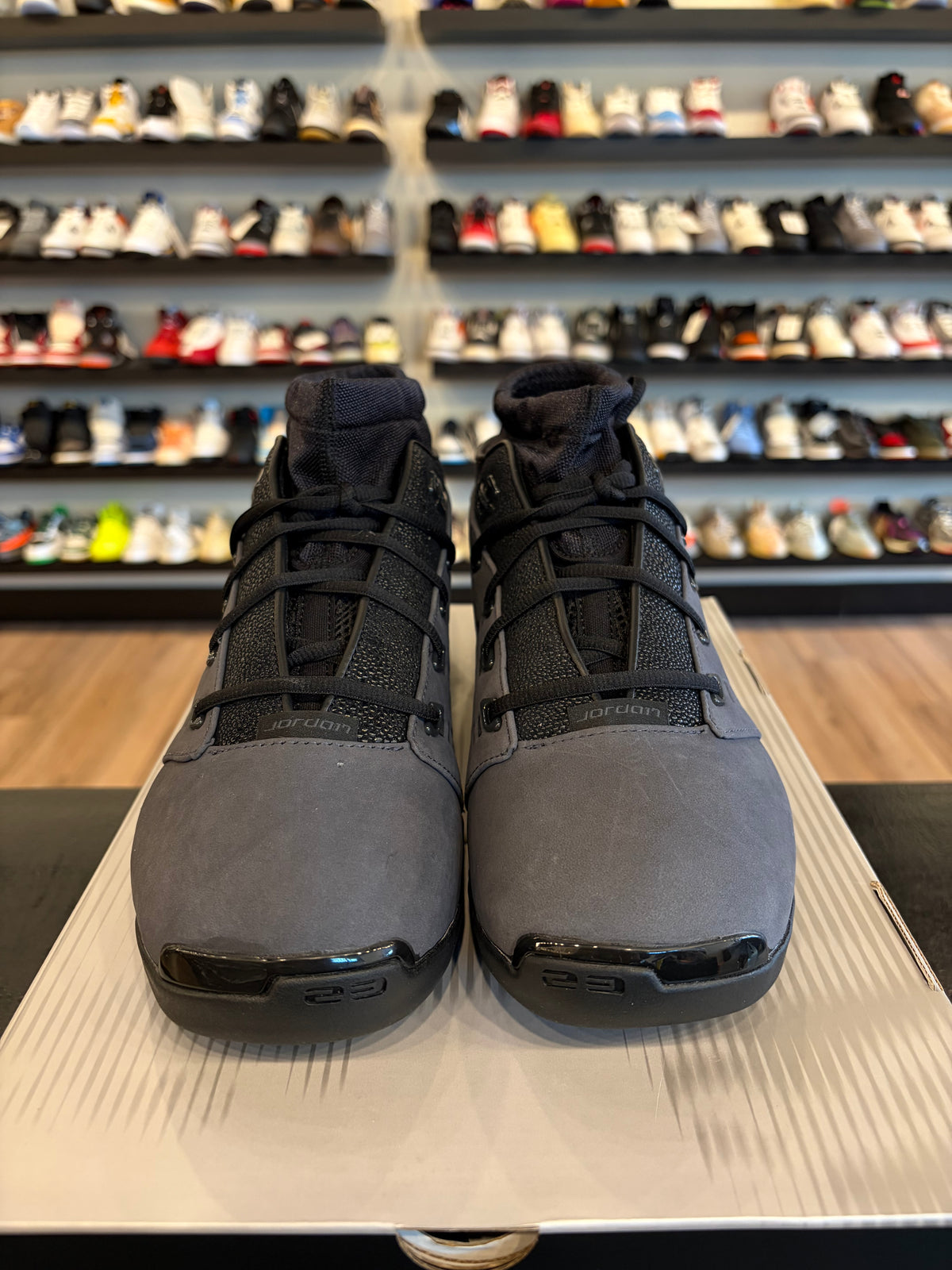 Jordan 17 Low Black Pack Size 10 Brand New