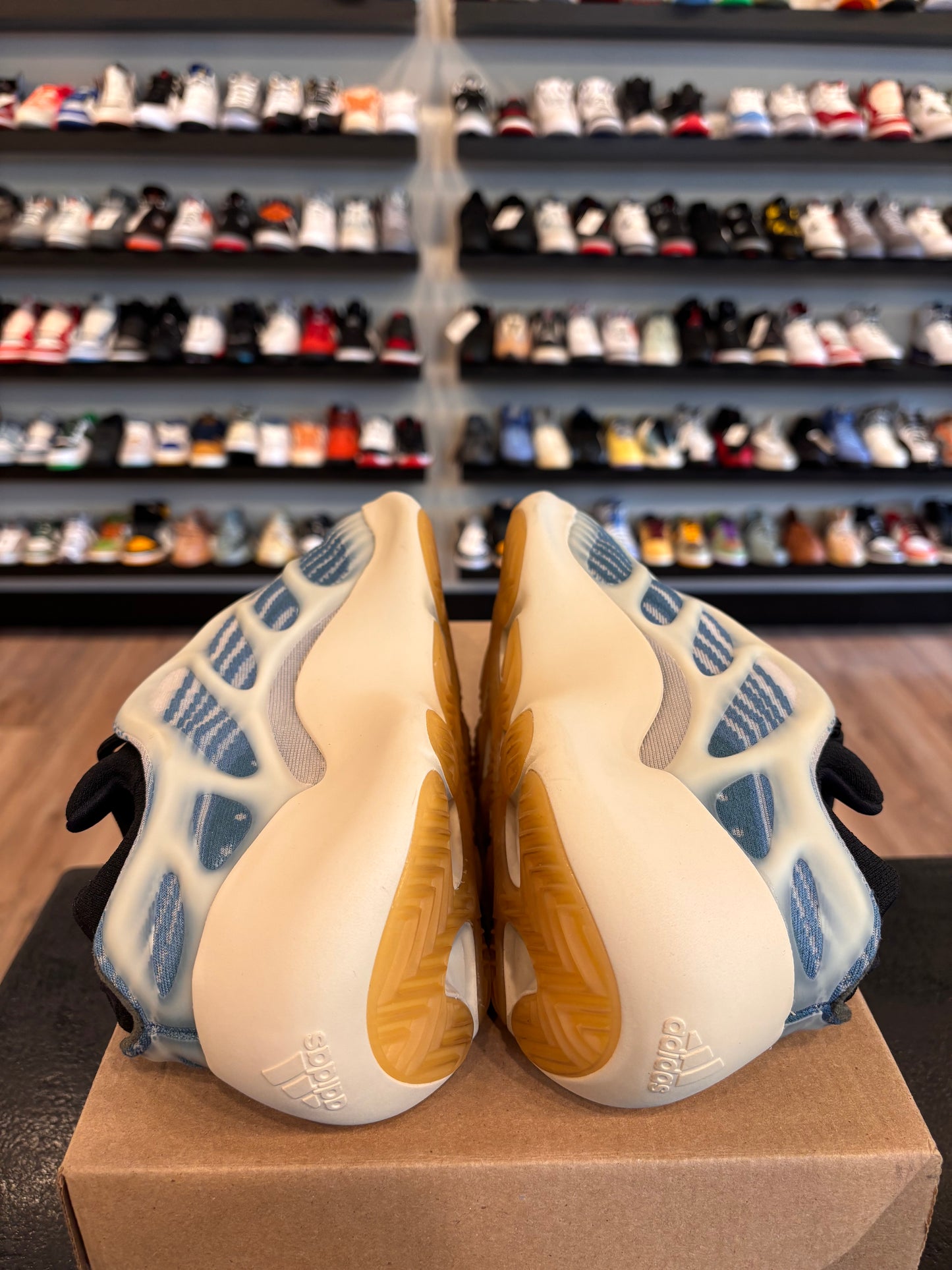 Yeezy 700 V3 Cyanite Size 8 Pre-Owned (No Box)
