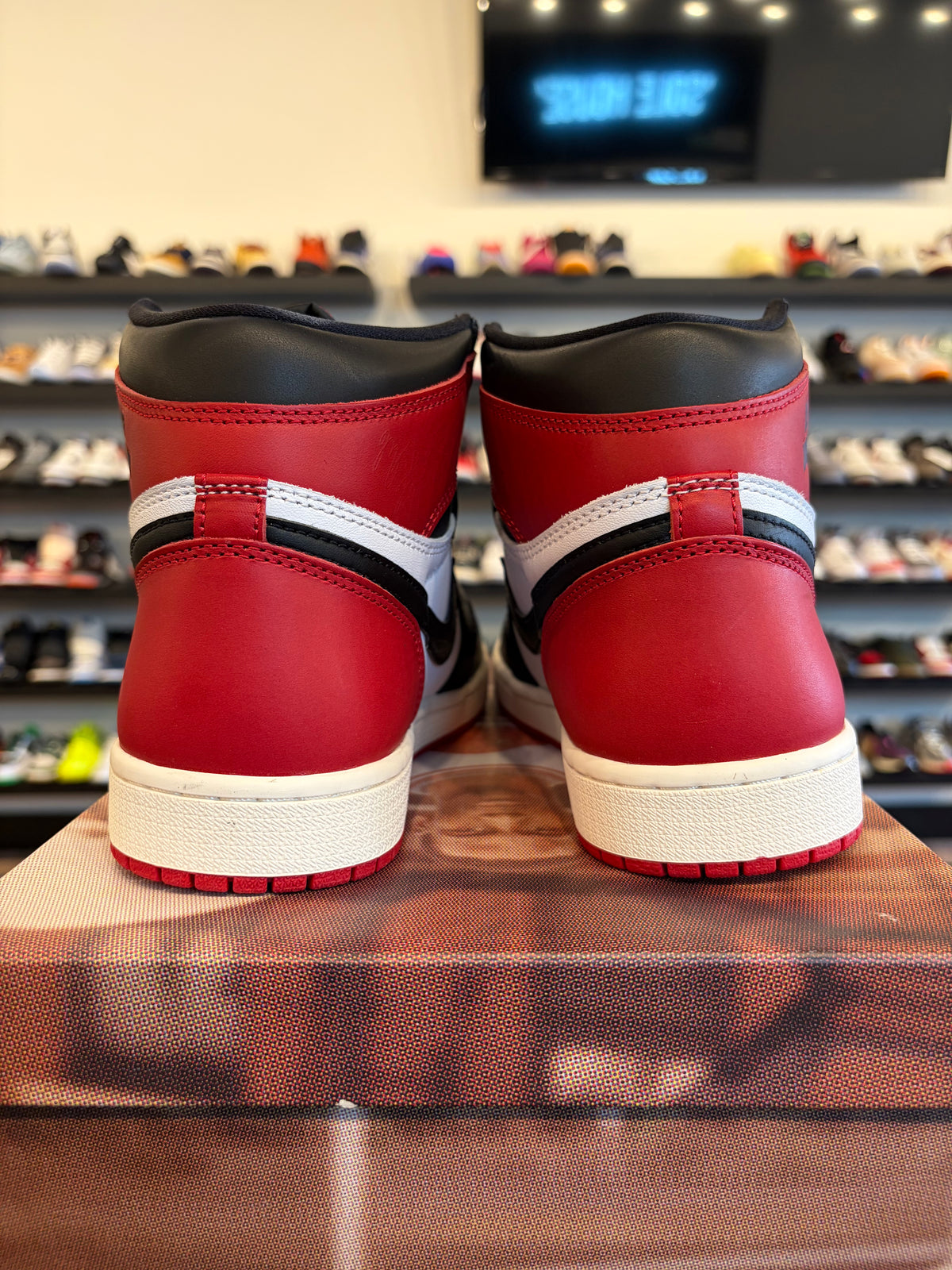 Jordan 1 Reimagined Black Toe Size 8.5 Brand New