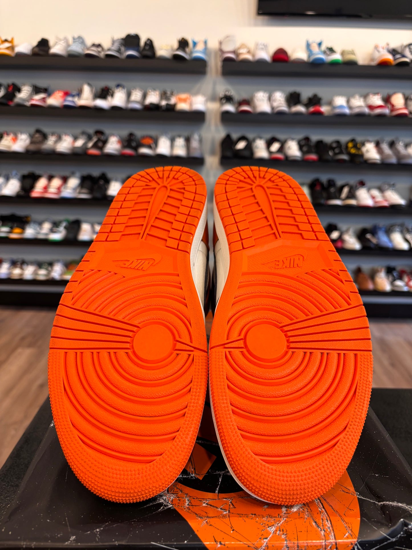 Jordan 1 Shattered Backboard Size 11 Pre-Owned