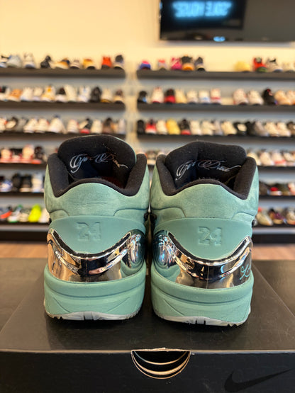Nike Kobe 4 Girl Dad Size 11 Pre-Owned