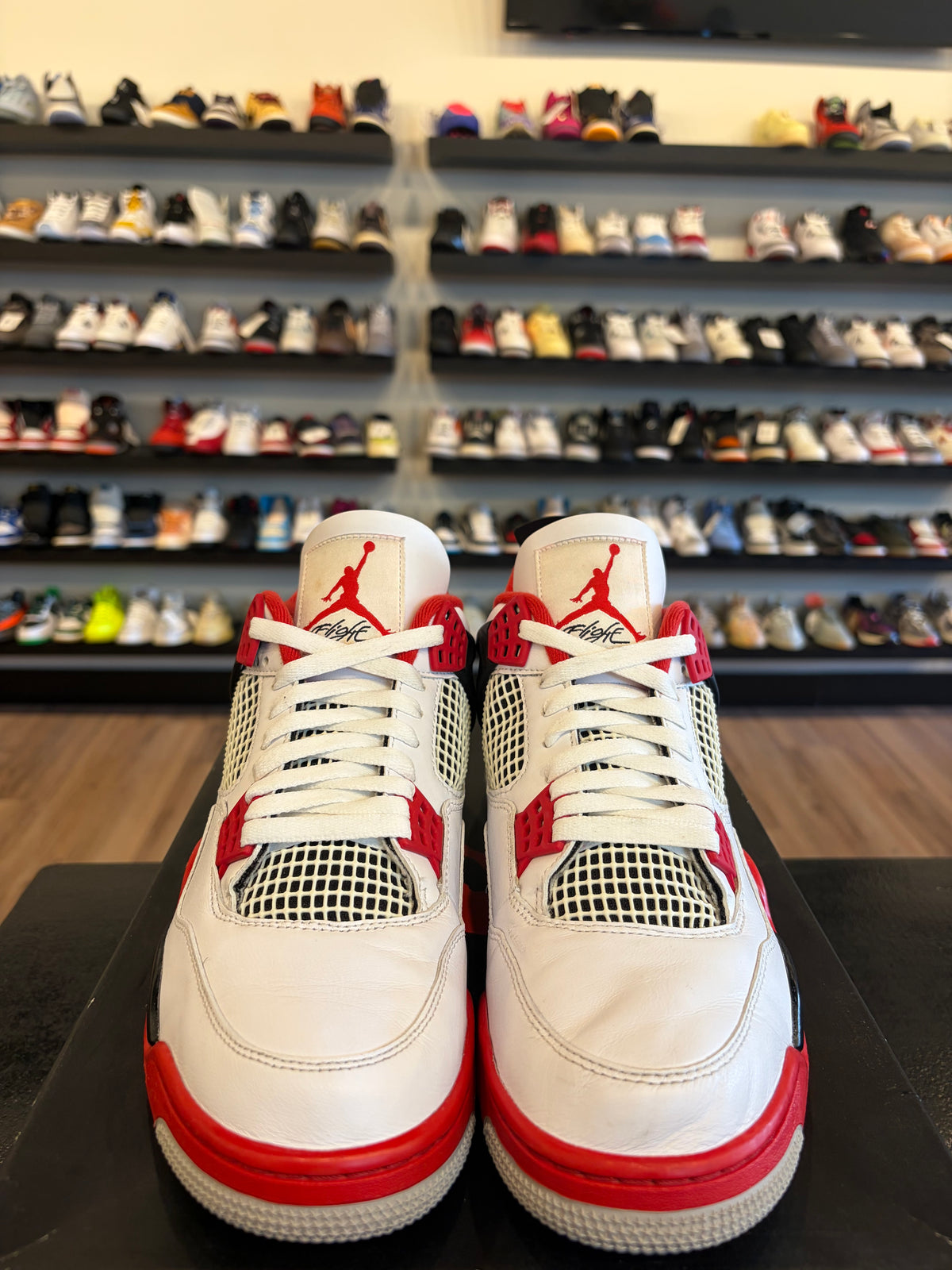 Jordan 4 Fire Red Size 11.5 Pre-Owned