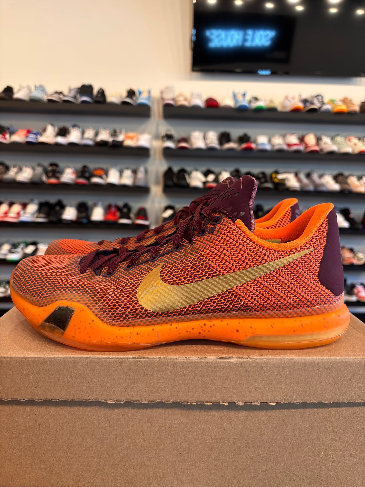 Nike Kobe 10 Silk Road Size 11.5 Pre-Owned (No Box)