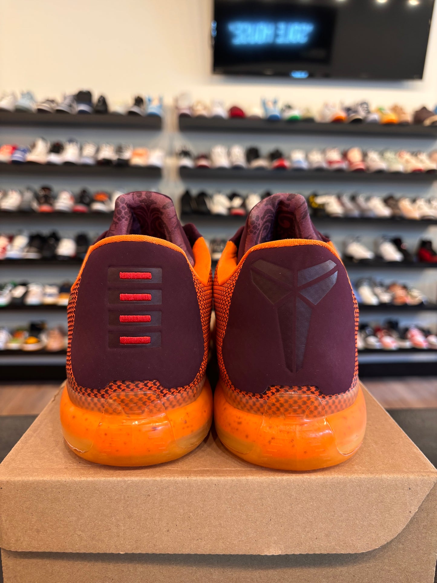 Nike Kobe 10 Silk Road Size 11.5 Pre-Owned (No Box)
