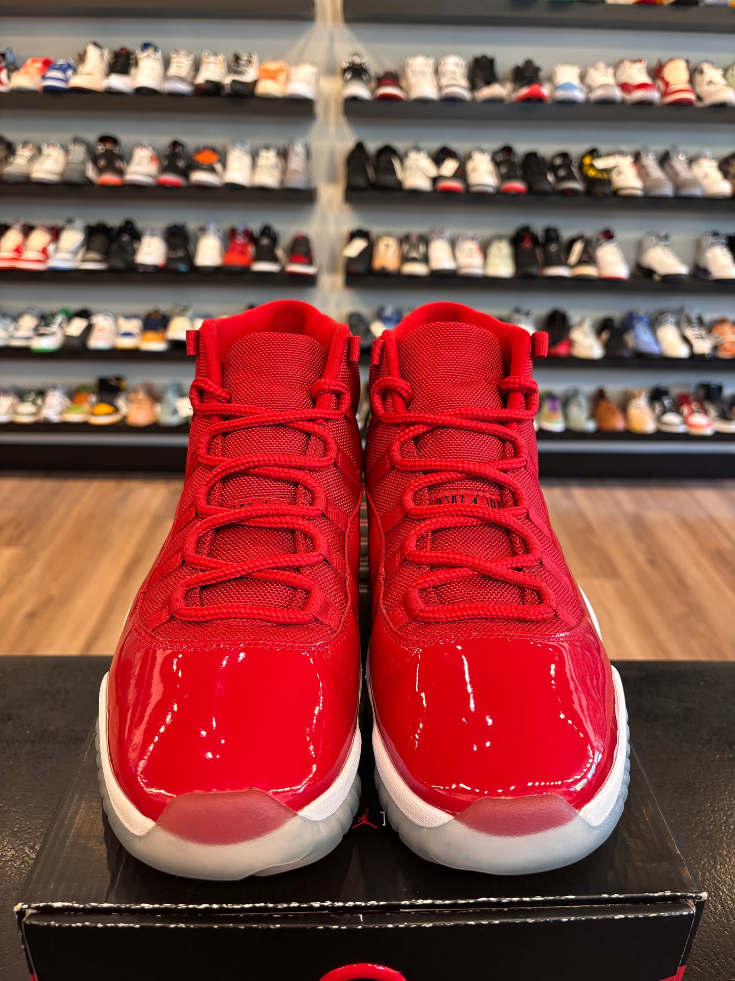 Jordan 11 Win Like 96 Size 12 Pre-Owned