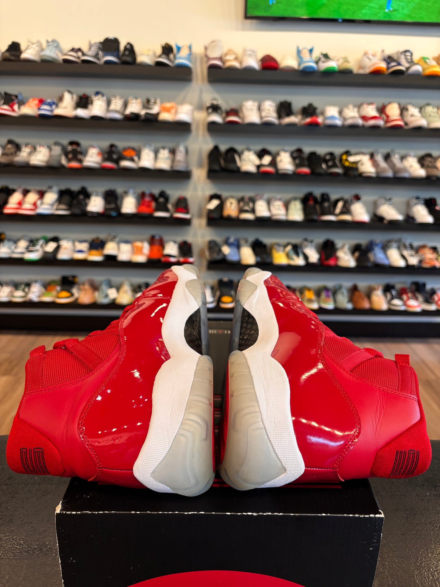 Jordan 11 Win Like 96 Size 12 Pre-Owned