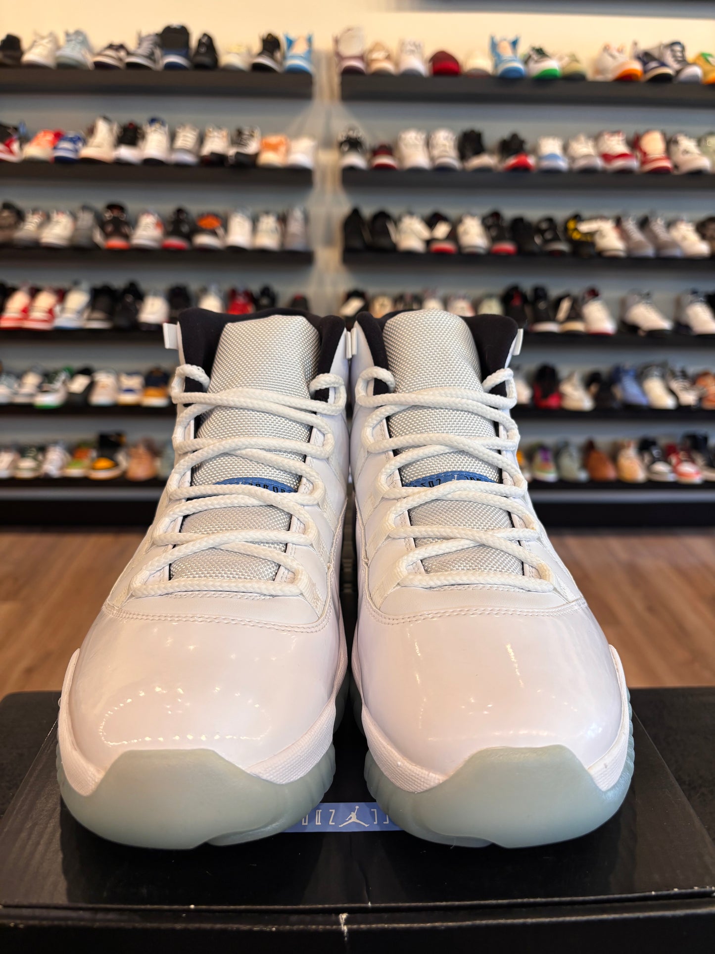 Jordan 11 Legend Blue 2013 size 11 Pre-Owned