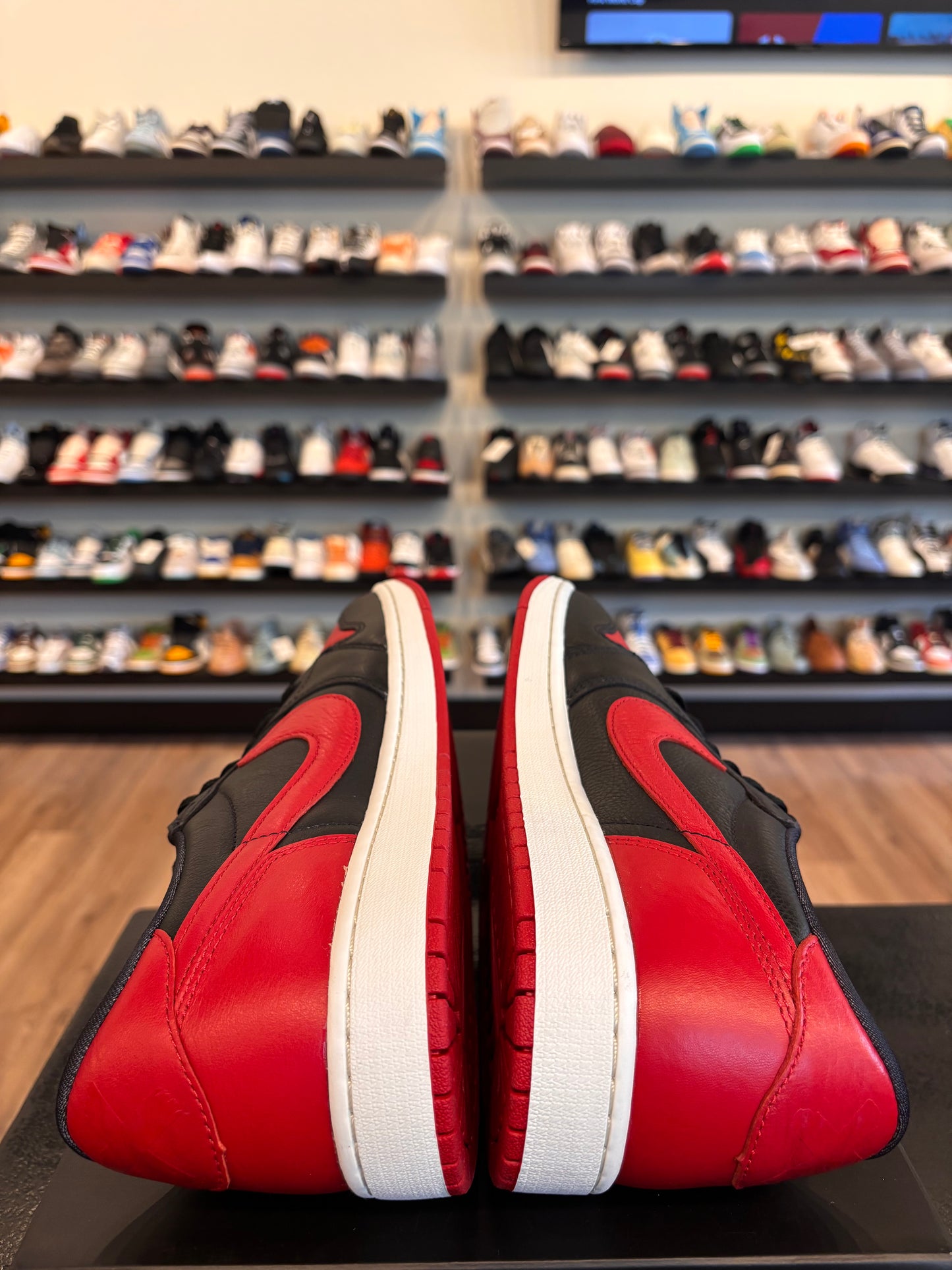 Jordan 1 Low Banned 2025 Size 12 Pre-Owned