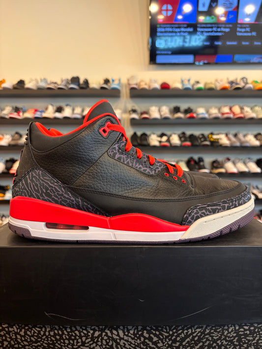 Jordan 3 Crimson Size 12 Pre-Owned