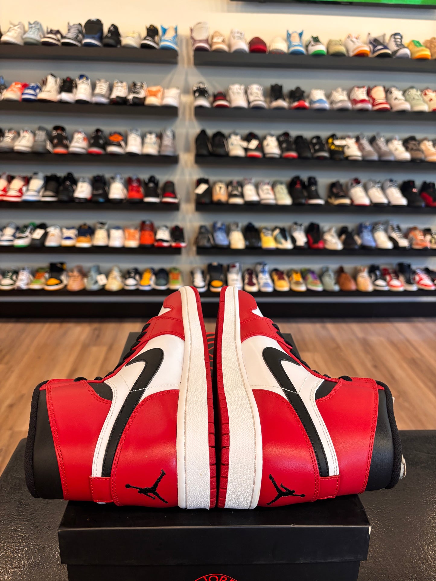 Jordan 1 Chicago 2013 Size 10 Brand New