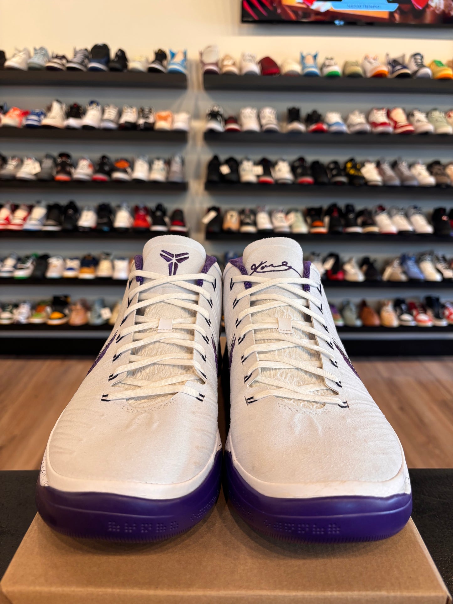 Nike Kobe AD Court Purple Size 12 Pre-Owned (No Box)