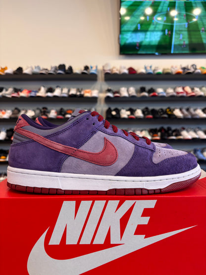Nike Dunk Low Plum Size 10 Pre-Owned