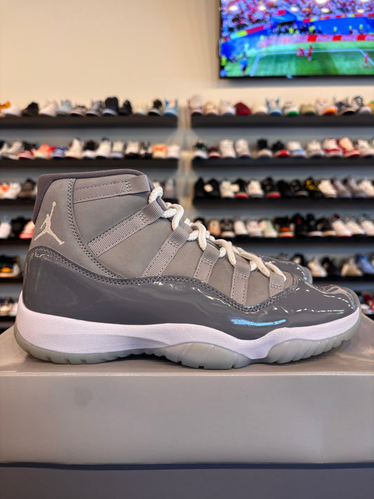 Jordan 11 Cool Grey Size 8 Pre-Owned