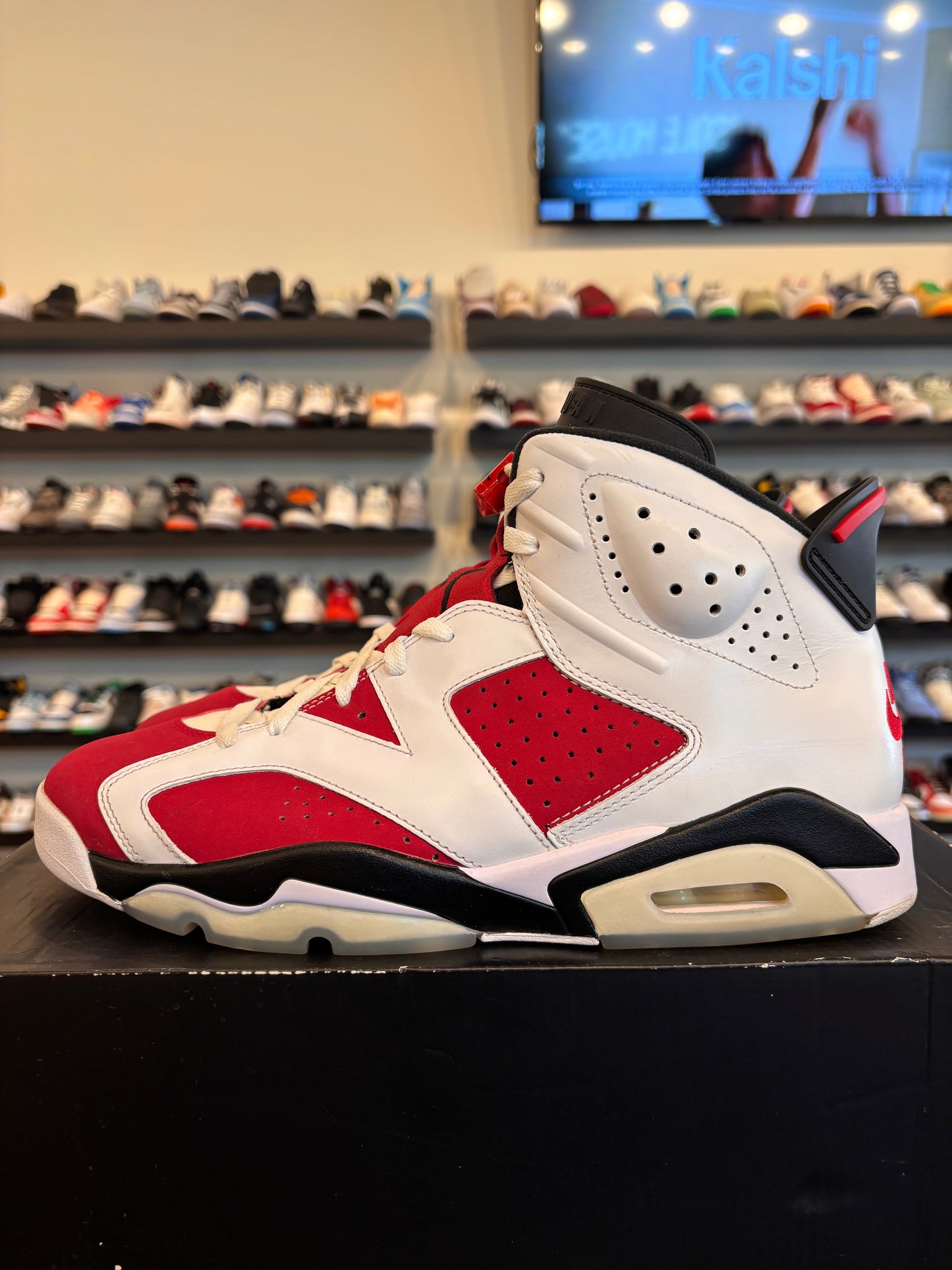 Jordan 6 Carmine 2021 Size 11.5 Pre-Owned
