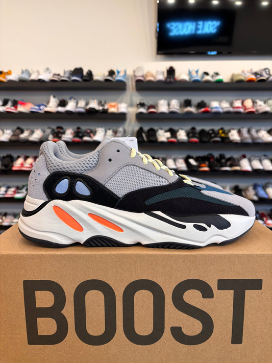 Yeezy Wave Runner Size 10.5 Brand New