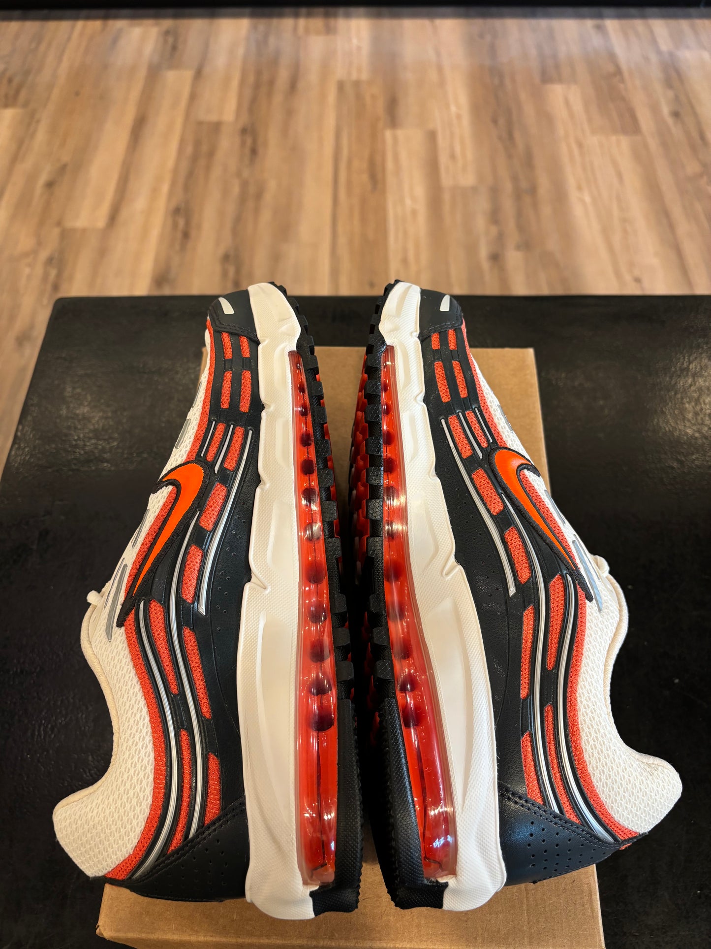 Nike Air Max TL 2.5 Size 11 Pre-Owned (No Box)