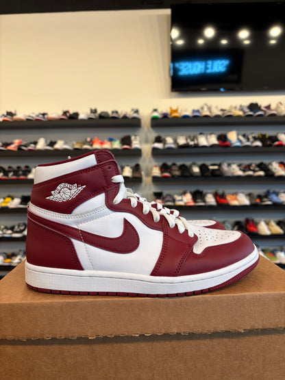 Jordan 1 Team Red Size 8 Pre-Owned (No Box)