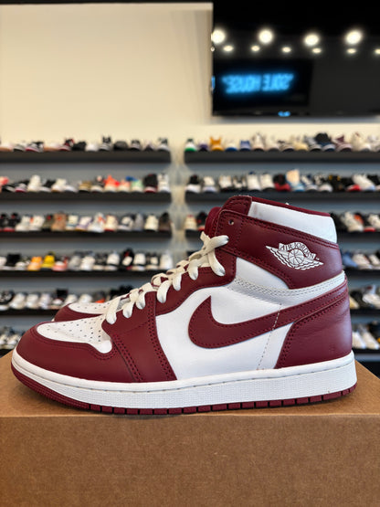 Jordan 1 Team Red Size 8 Pre-Owned (No Box)