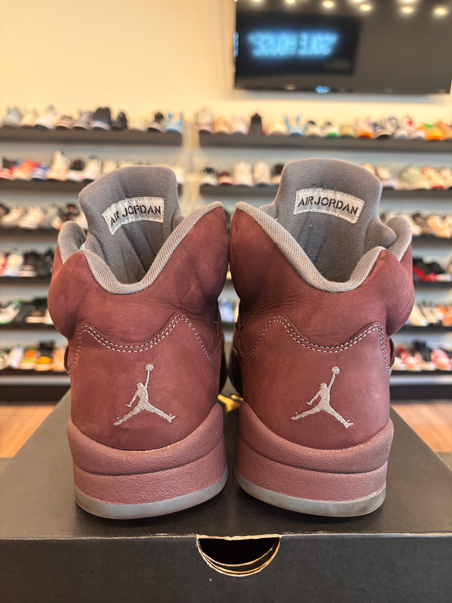 Jordan 5 Burgundy Size 12 Pre-Owned (No Box)