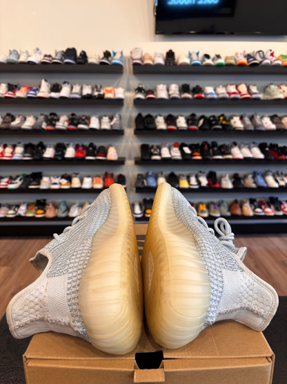 Yeezy 350 V2 Cloud Blue Size 13 Pre-Owned