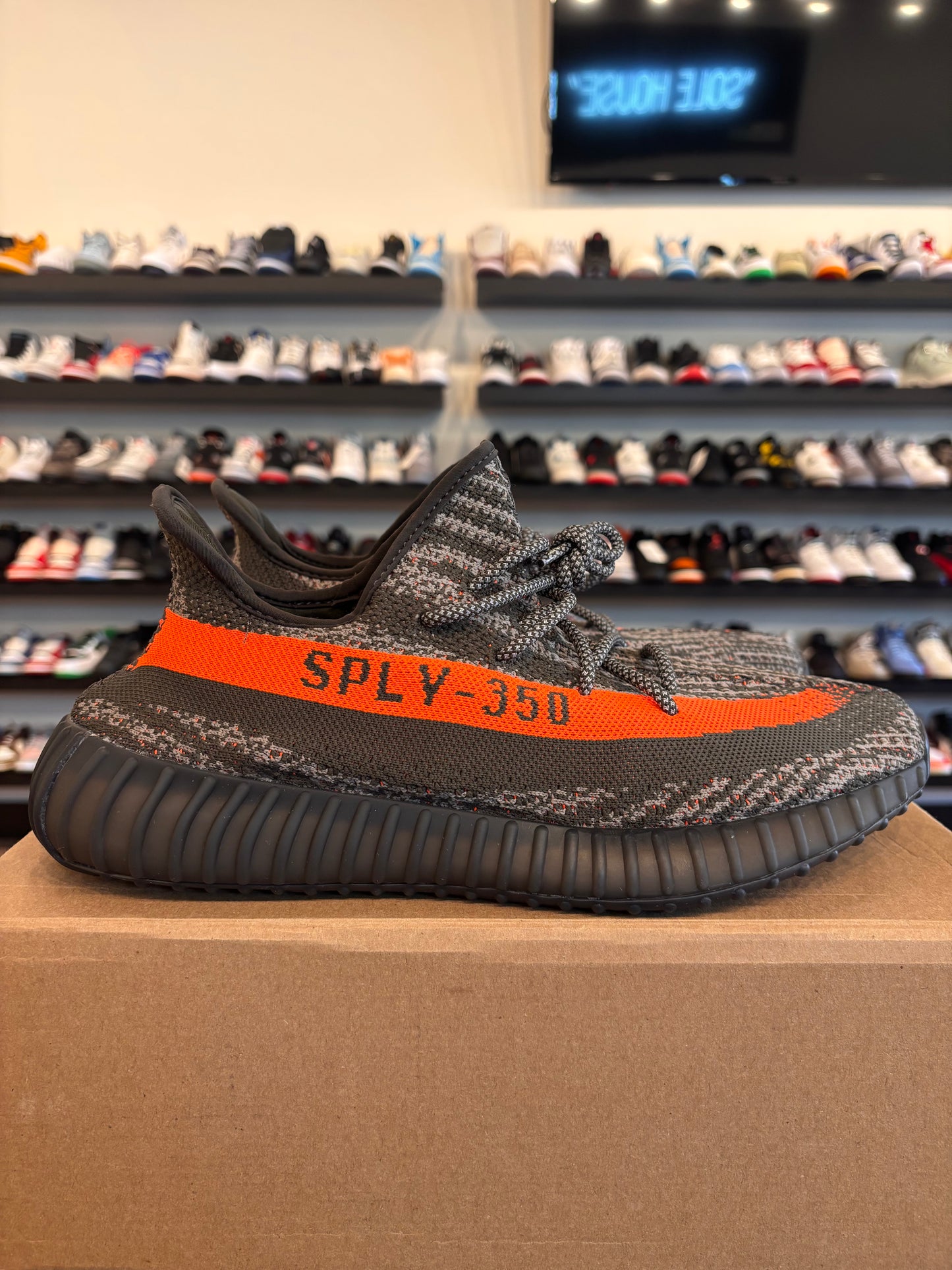 Yeezy 350 V2 Carbon Beluga Size 12 Pre-Owned (No Box)