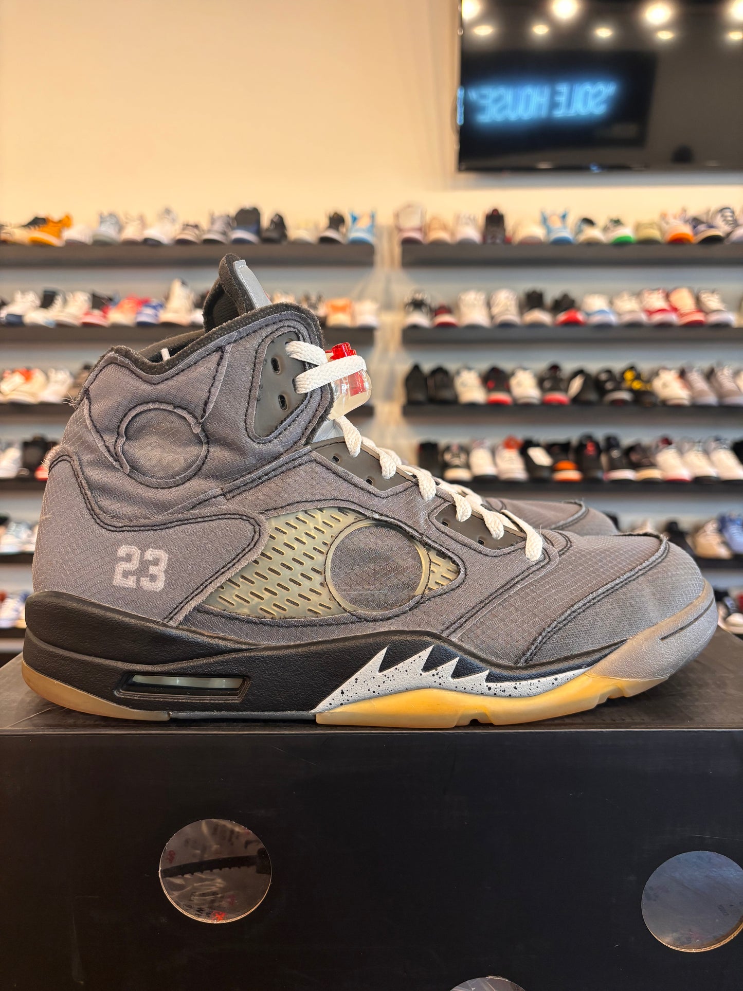 Jordan 5 Off-White Muslin Size 12.5 Pre-Owned