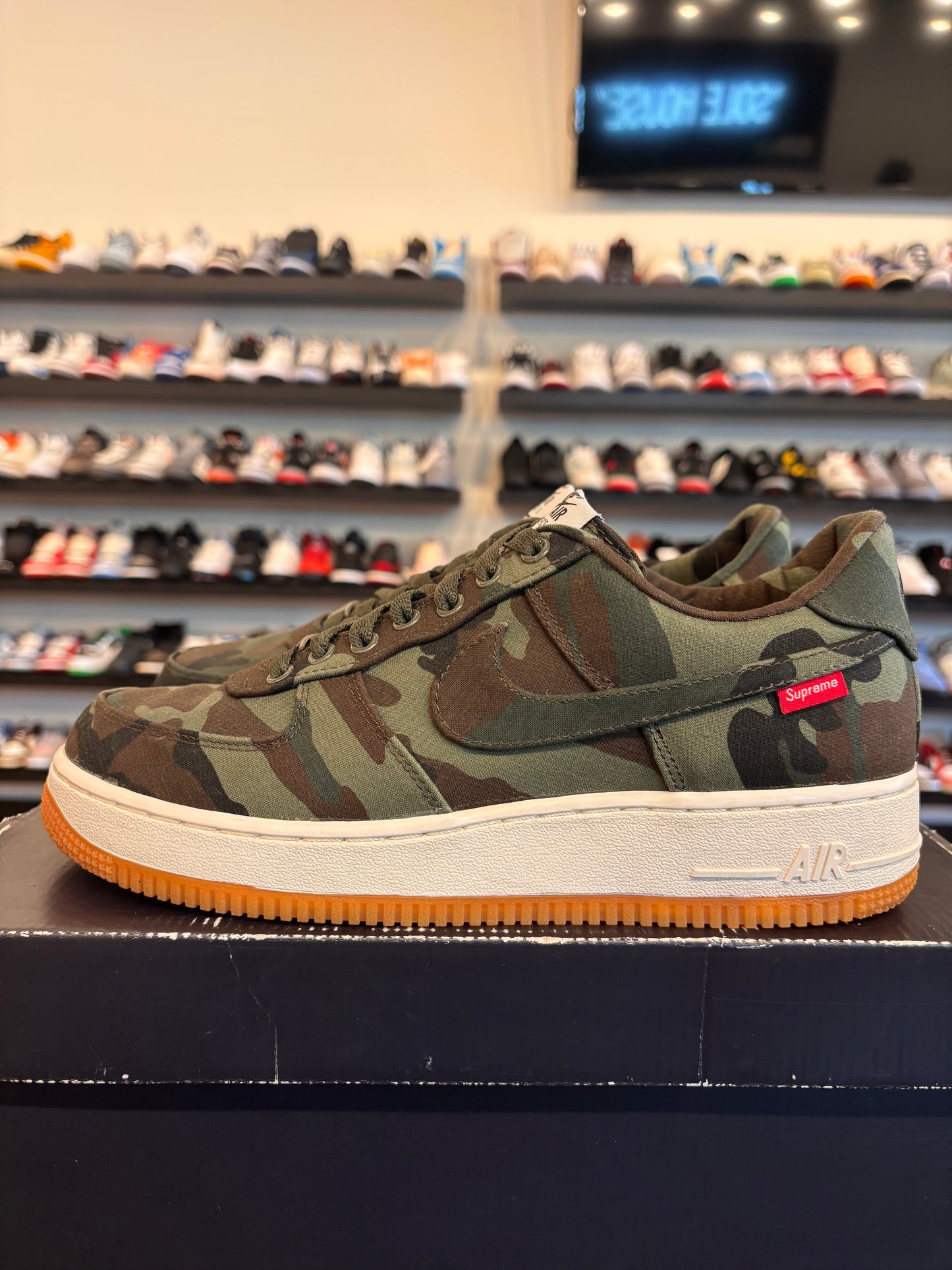 Nike Air Force 1 Low Supreme Camo Size 8 Pre-Owned