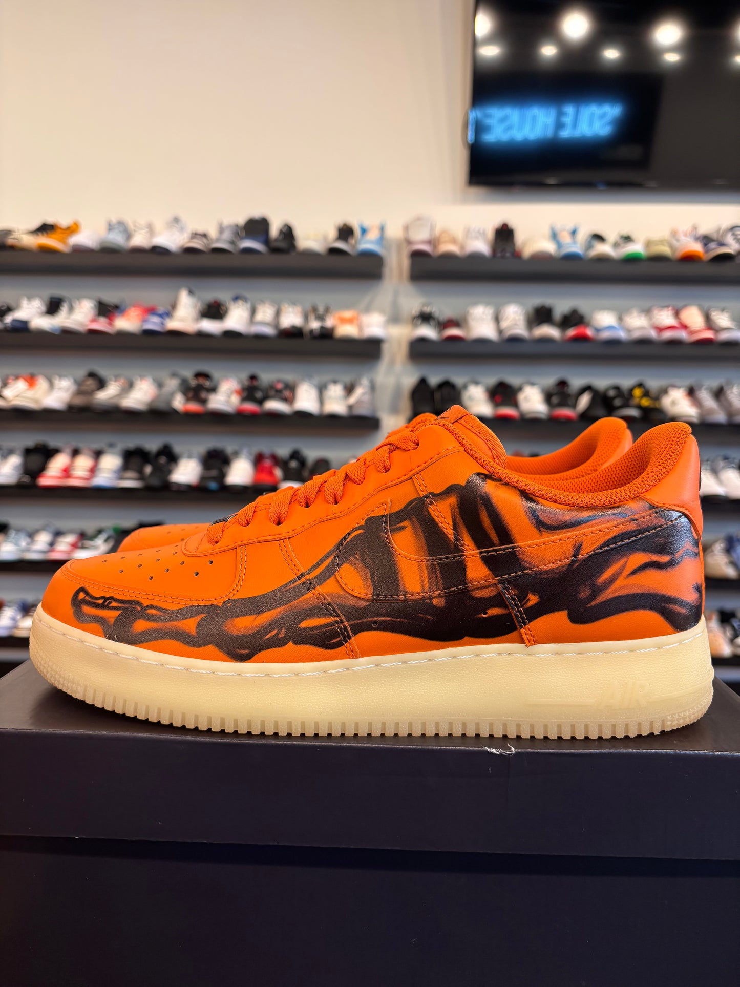 Nike Air Force 1 Low Orange Skeleton Size 11 Pre-Owned (No Box)